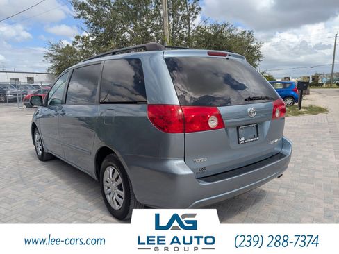 Used 2007 Toyota Sienna CE image 5
