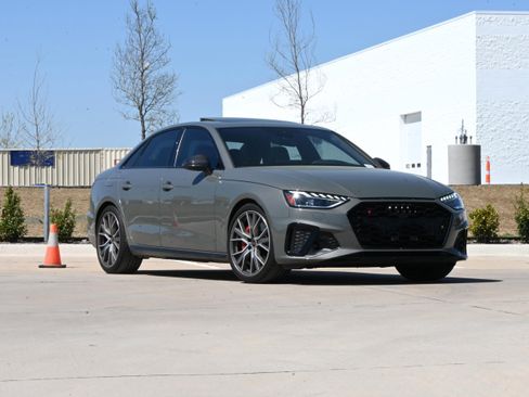 Used 2023 Audi S4 Prestige w/ Prestige Package image 2