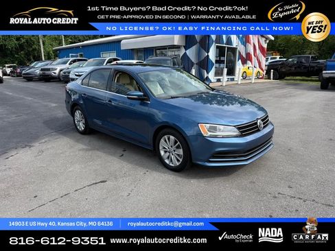 Used 2015 Volkswagen Jetta TDI S FWD image 2
