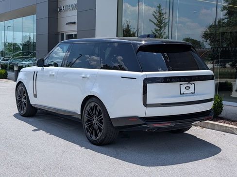 New 2026 Land Rover Range Rover Long Wheelbase SE AWD/4WD image 3