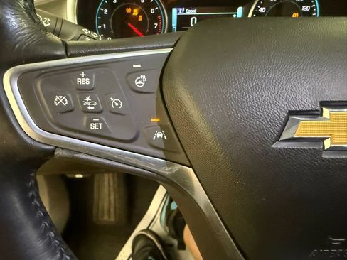 Used 2018 Chevrolet Malibu Premier w/ Premier Sun and Wheel Package FWD image 31