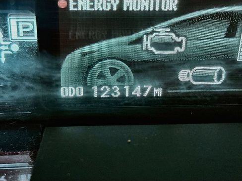 Used 2014 Toyota Prius Three FWD image 13