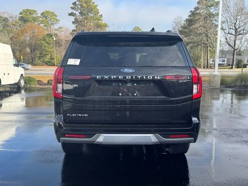 New 2026 Ford Expedition Platinum w/ Driver's Package image 4