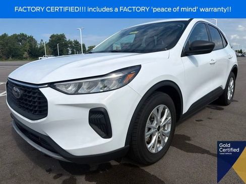 Used 2023 Ford Escape Active FWD image 2