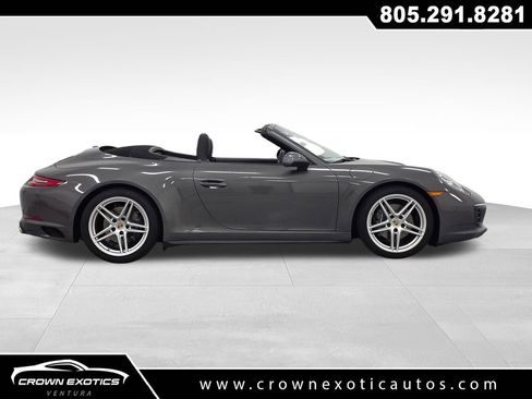 Used 2017 Porsche 911 Carrera 4 AWD/4WD image 8