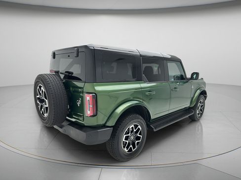 Used 2025 Ford Bronco Outer Banks AWD/4WD image 5