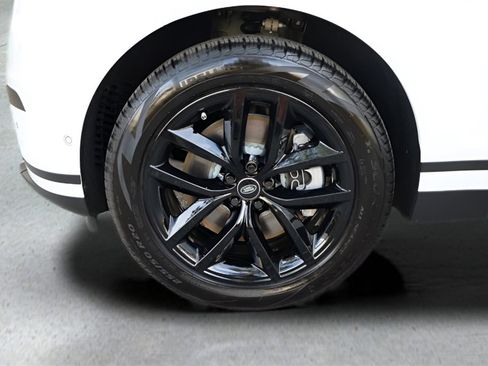 Used 2026 Land Rover Range Rover Velar S image 8