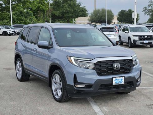 Used 2024 Honda Passport EX-L image 3