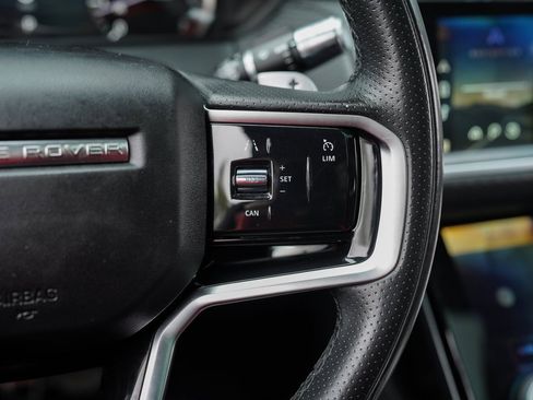 Used 2022 Land Rover Range Rover Velar R-Dynamic S image 29