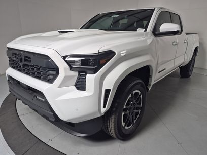 New 2026 Toyota Tacoma SR5