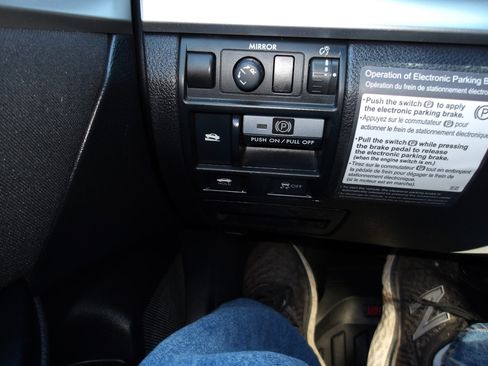 Used 2012 Subaru Legacy 2.5i Premium w/ All-Weather Pkg image 20