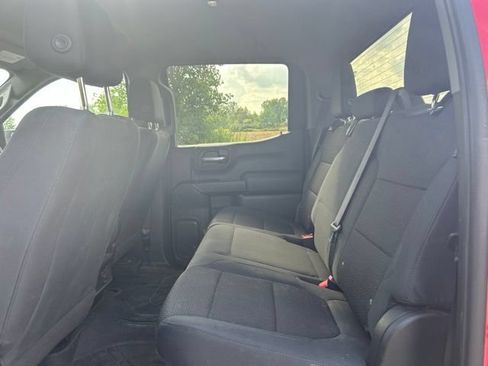 Used 2020 Chevrolet Silverado 1500 Custom w/ Custom Value Package AWD/4WD image 6