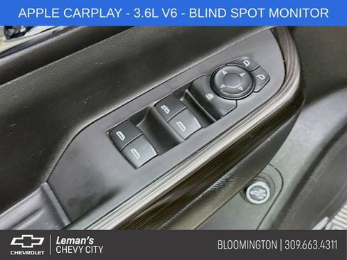 Used 2019 GMC Acadia SLT FWD image 19