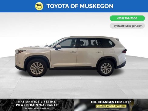 New 2026 Toyota Grand Highlander XLE image 4