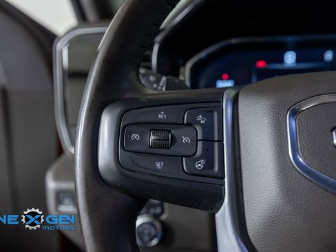 Used 2023 GMC Sierra 1500 SLT image 14