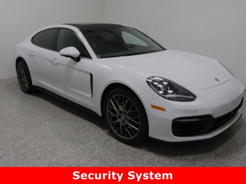 Used 2021 Porsche Panamera 4 image 4