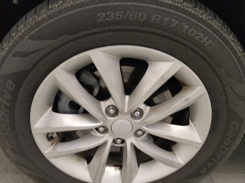 Used 2018 Kia Sorento LX image 31