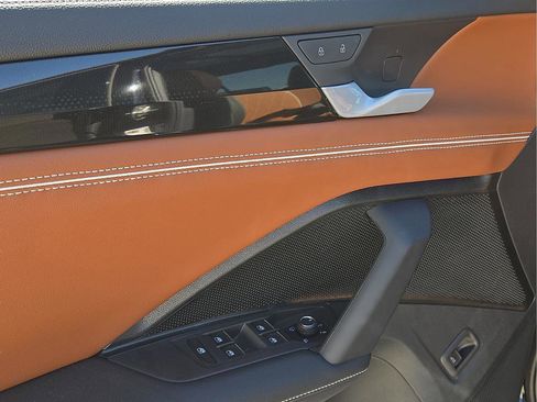 New 2026 Volkswagen Tiguan SEL R-Line image 17