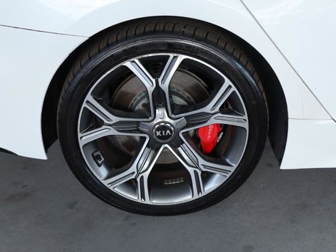 Used 2019 Kia Stinger GT image 5