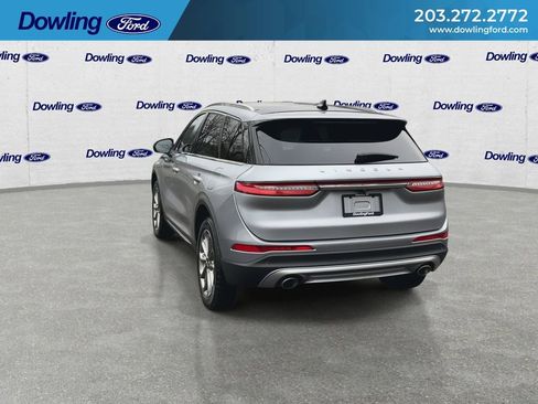 Used 2022 Lincoln Corsair AWD w/ Premium Package image 2