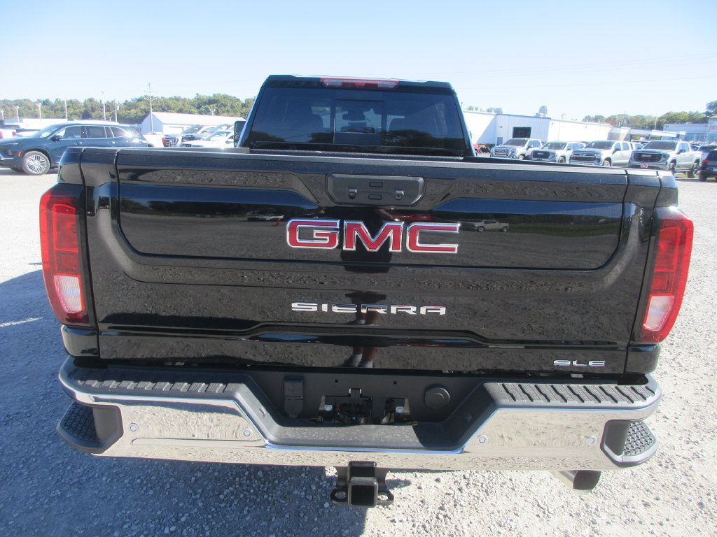 New 2026 GMC Sierra 3500 SLE w/ SLE Value Package AWD/4WD image 5