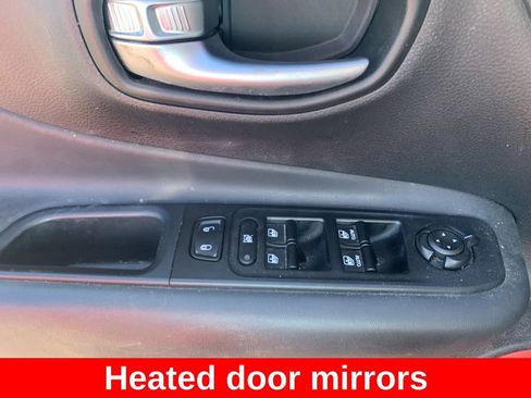Used 2021 Jeep Renegade Trailhawk AWD/4WD image 15