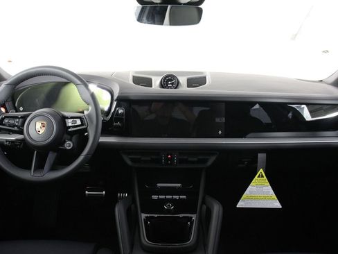 New 2026 Porsche Cayenne S AWD/4WD image 11