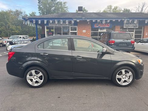 Used 2015 Chevrolet Sonic LTZ image 4