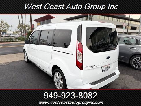 Used 2016 Ford Transit Connect XLT image 3