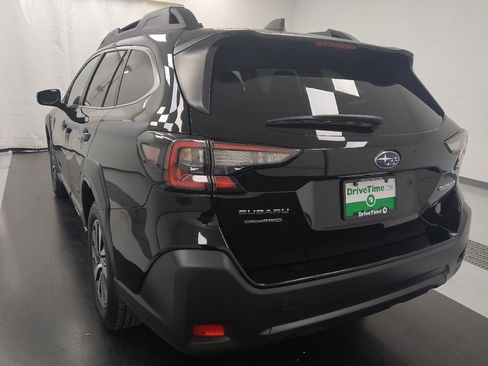 Used 2023 Subaru Outback Premium AWD/4WD image 5