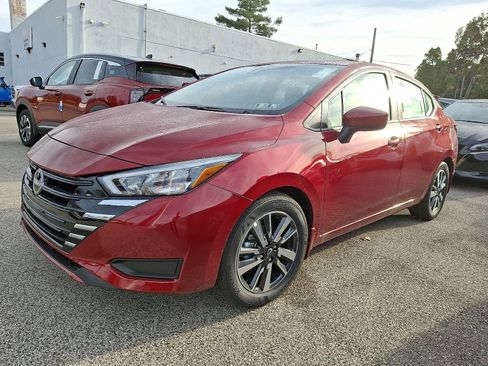 New 2025 Nissan Versa SV w/ Trunk Package image 2