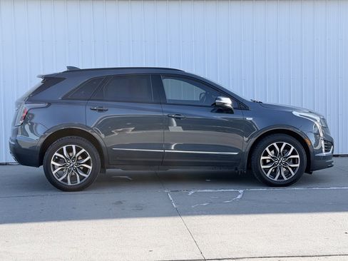 Certified 2021 Cadillac XT5 Sportv image 3