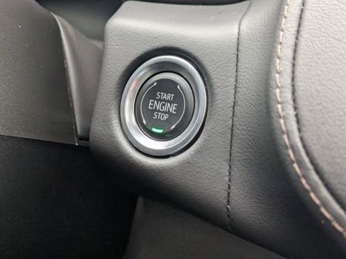 Used 2024 Chevrolet Tahoe High Country image 32