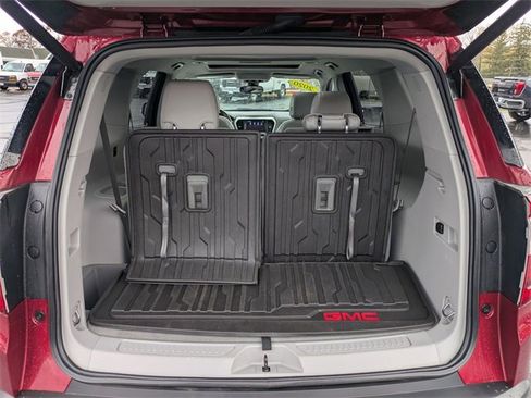 Used 2020 GMC Acadia SLT w/ LPO, Floor Liner Package image 34