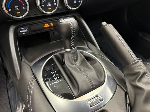 Used 2026 MAZDA MX-5 Miata RF Grand Touring RWD image 17