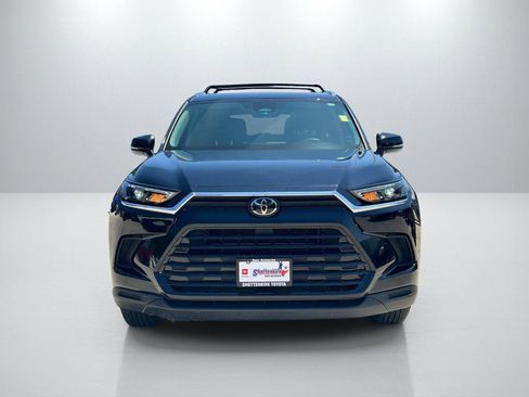 Certified 2024 Toyota Grand Highlander XLE FWD image 2