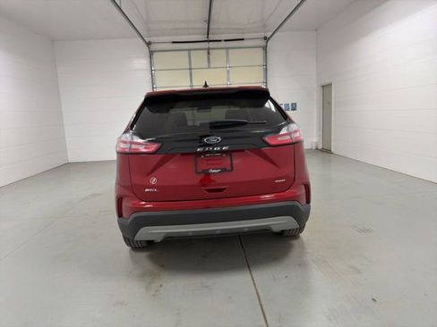 Used 2024 Ford Edge SEL w/ Convenience Package AWD/4WD image 6