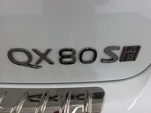 New 2026 INFINITI QX80 4WD w/ Sport Exterior Package image 16