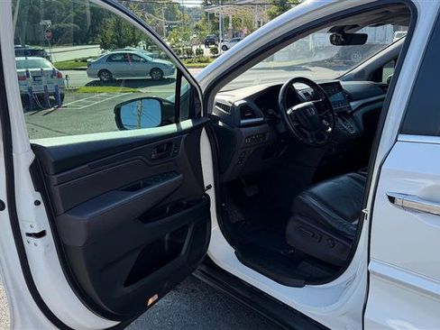 Used 2019 Honda Odyssey EX-L image 18