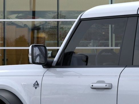 New 2025 Ford Bronco Outer Banks w/ Sasquatch Package image 22