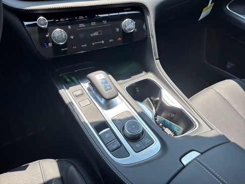 New 2027 INFINITI QX60 Luxe FWD image 27