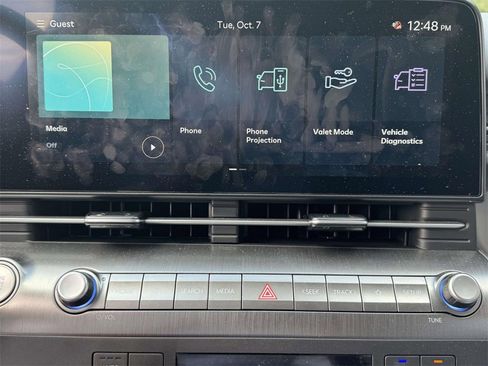 Certified 2025 Hyundai Kona SEL image 28