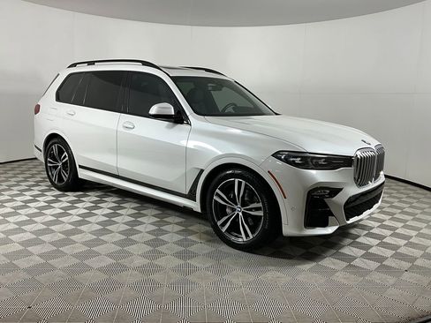 Used 2021 BMW X7 xDrive40i w/ M Sport Package image 6