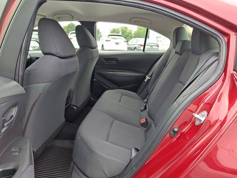 Certified 2022 Toyota Corolla LE w/ LE Convenience Package FWD image 11