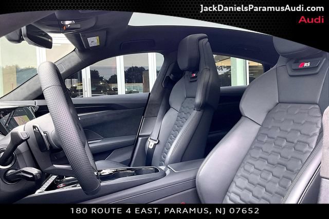 Used 2025 Audi RS e-tron GT performance w/ 21" Wheel Package AWD/4WD image 17