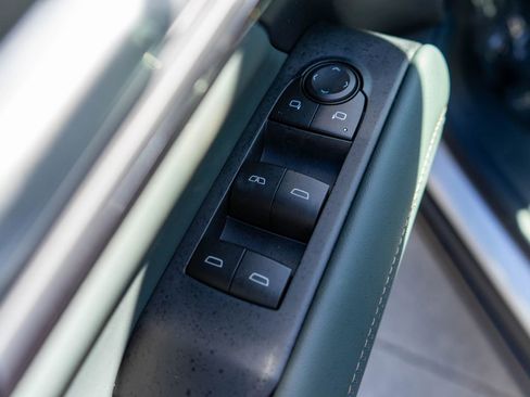 New 2026 GMC Terrain AT4 w/ Convenience Package III AWD/4WD image 18