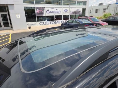Used 2016 Subaru Forester 2.5i Limited AWD/4WD image 9