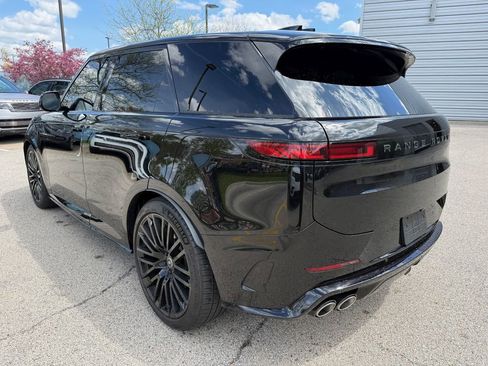 Used 2024 Land Rover Range Rover Sport AWD/4WD image 7