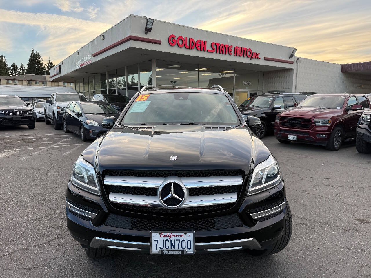Used 2015 Mercedes-Benz GL 450 4MATIC image 2