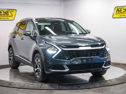 Used 2023 Kia Sportage EX image 5